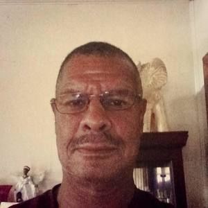 Meet your Posher, Kenneth